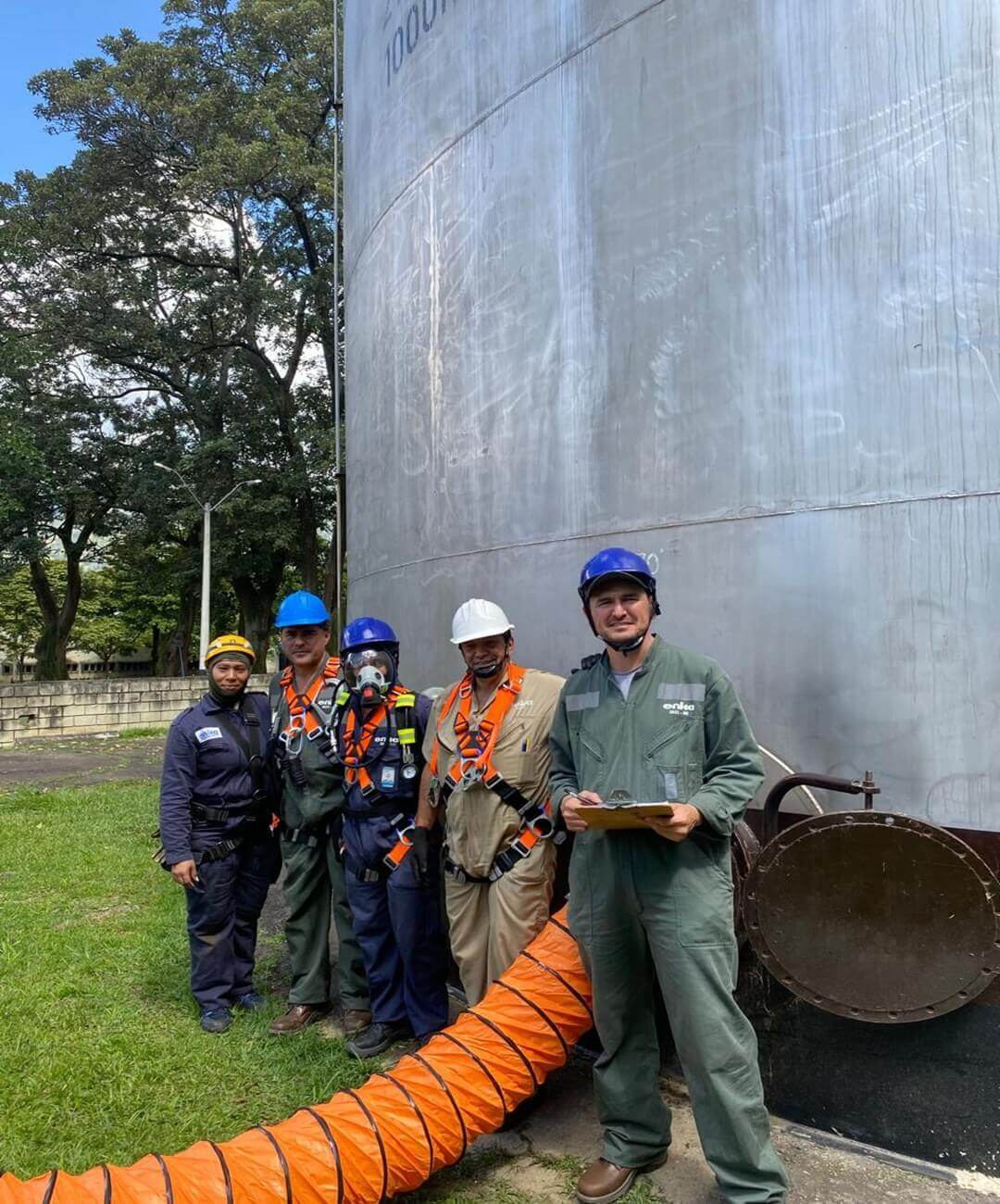 Curso de Supervisor para trabajo en espacio confinado - SIA Colombia