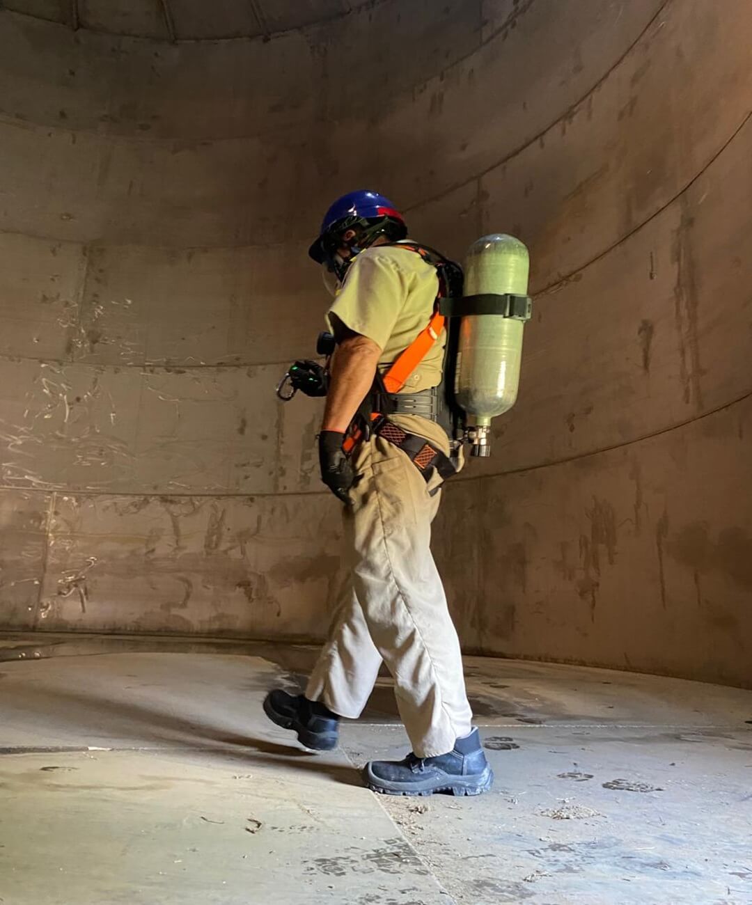 Curso de Vigía de Seguridad para trabajo en espacios confinados - SIA Colombia